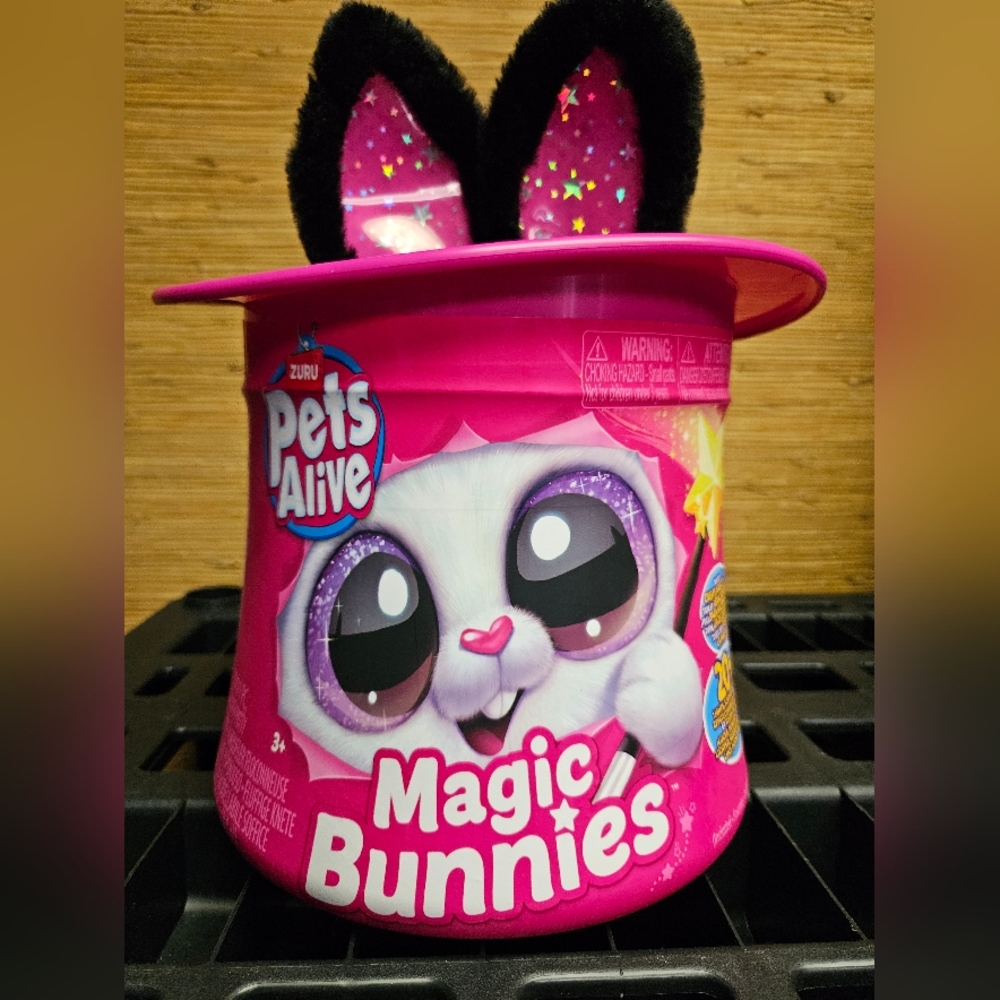 Zuru Pets Alive Magic Bunnies Toy Black